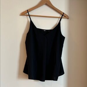 Uniqlo Black Spaghetti-Strap V-Neck Camisole